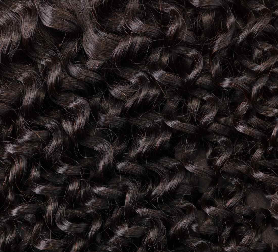 Italian Curly haarbundels: Creëer een Volle en Speelse Look met Natuurlijke Krullen